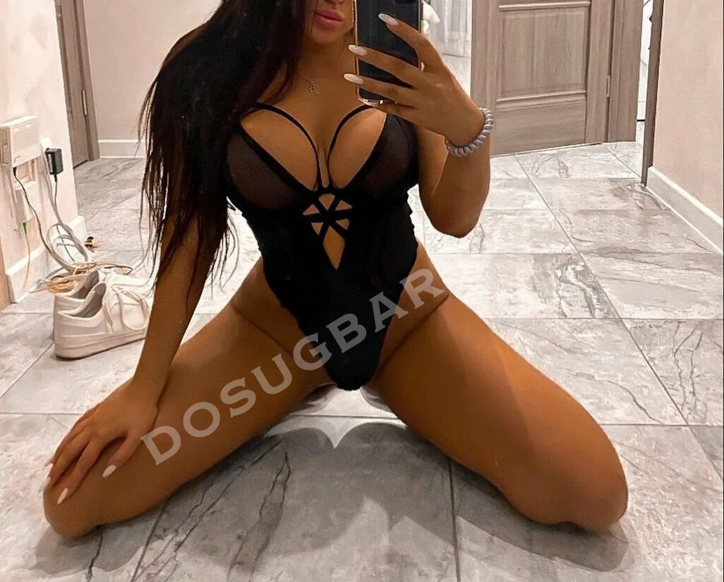 Виктория, 33